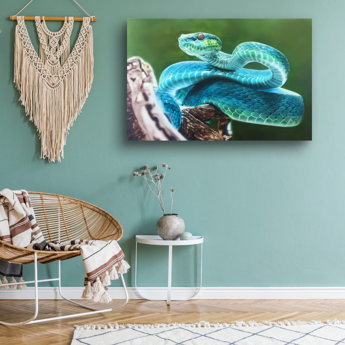 Exotic Snake Painting: A Vibrant Nature Experience